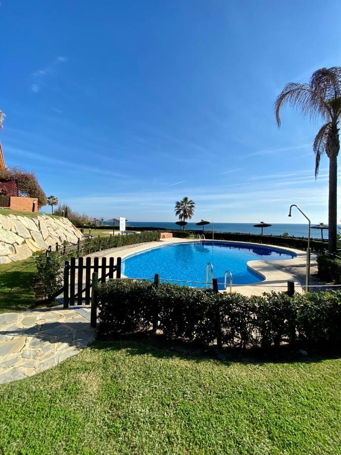 Luxury Three Bedroom Apartment At Estepona Zewnętrze zdjęcie