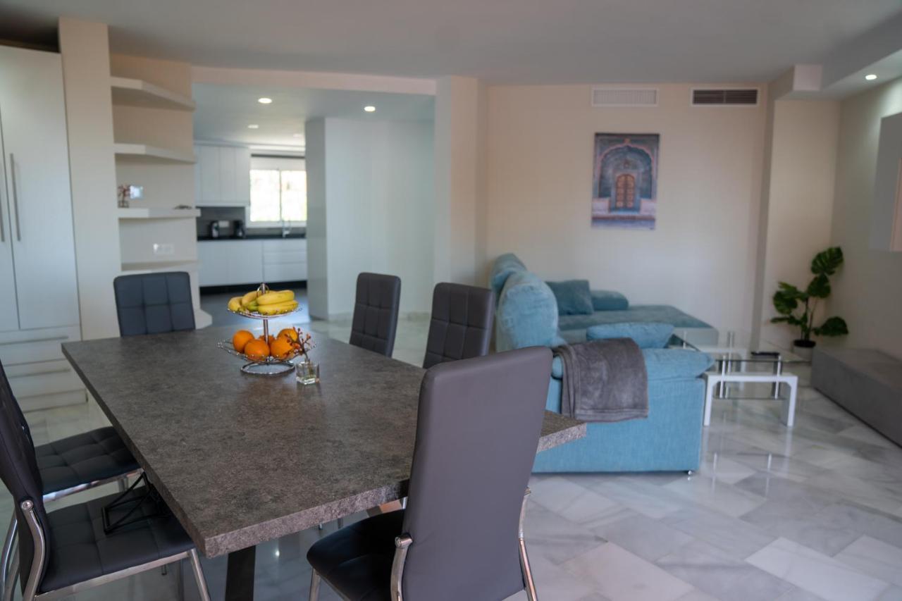 Luxury Three Bedroom Apartment At Estepona Zewnętrze zdjęcie