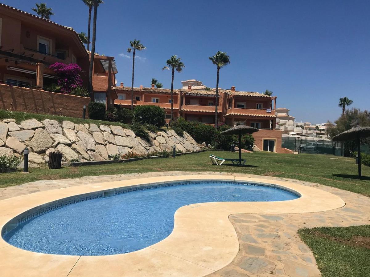 Luxury Three Bedroom Apartment At Estepona Zewnętrze zdjęcie