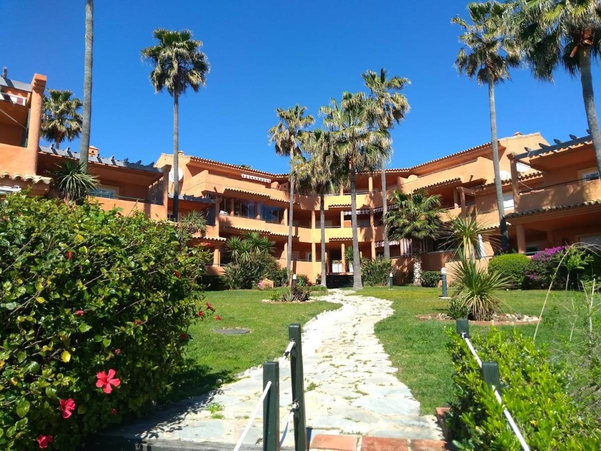 Luxury Three Bedroom Apartment At Estepona Zewnętrze zdjęcie